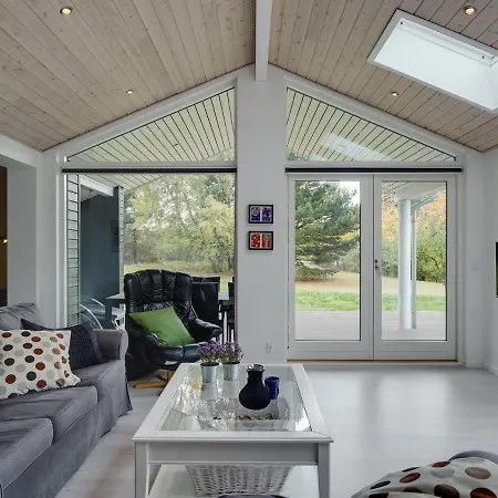 Hunlef - 400m From The Sea In Djursland And Mols By Interhome * エーベルトフト